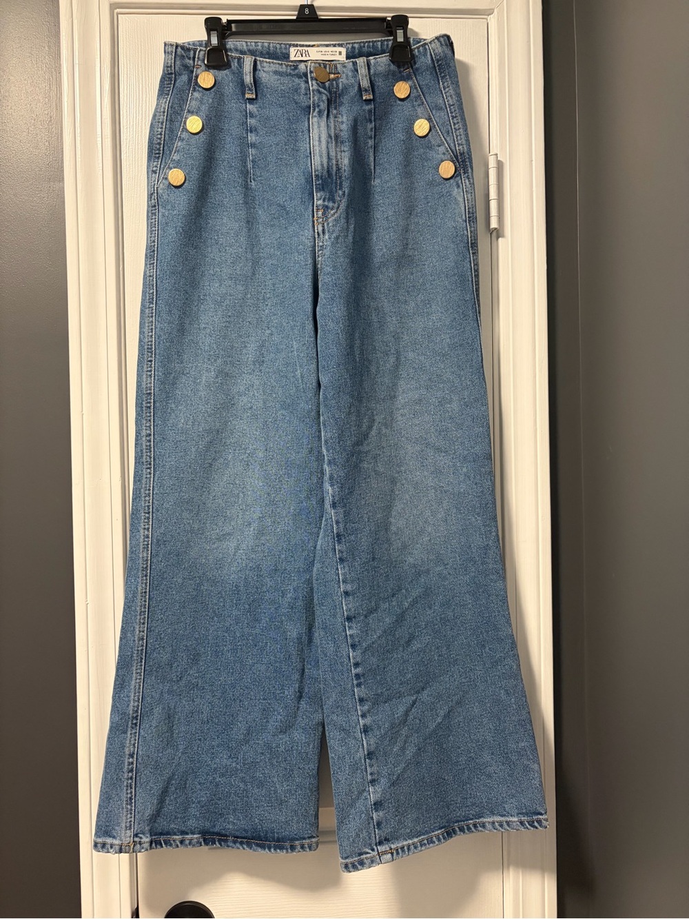 Zara Wide-Leg High-Rise Blue Denim Jeans with Gold Buttons - Picture 3 of 5